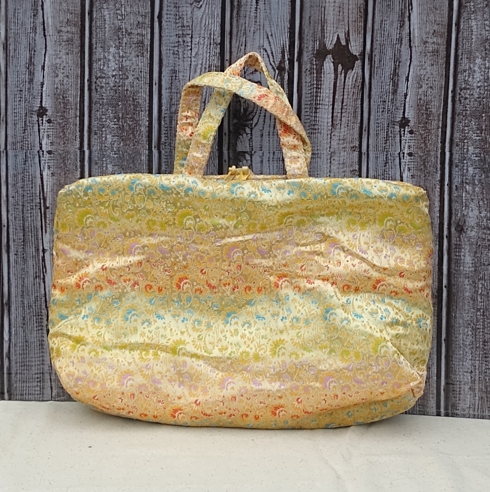 Embroidered Fabric Zip up Toiletry Bag Vintage